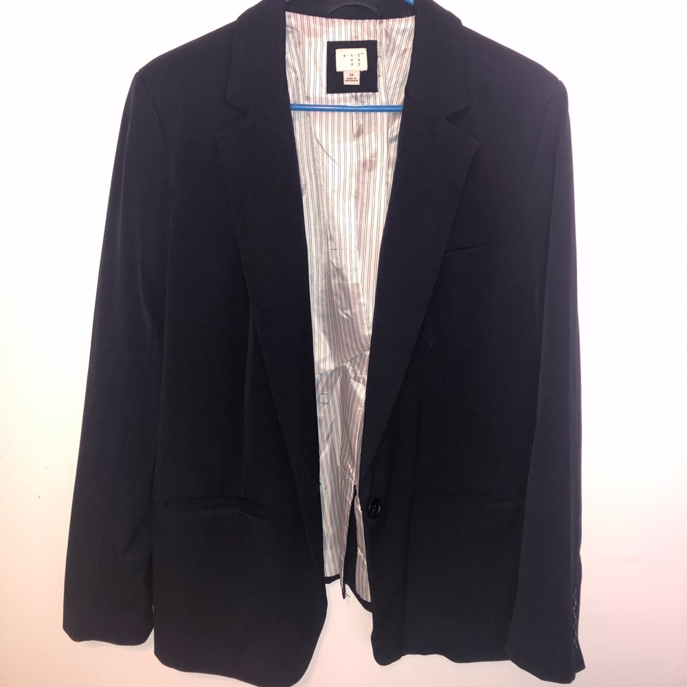 Navy Blue Blazer